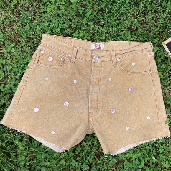 Levis Shorts Cinderella Pink Tan Purple Size 34 - Picture 3 of 4